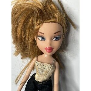 2001 Bratz MGA meygan doll with clothes blue eyes blonde red hair